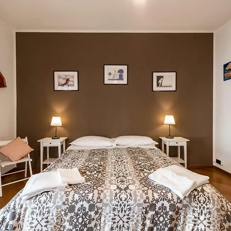 Appartement Black&white - Youtown
